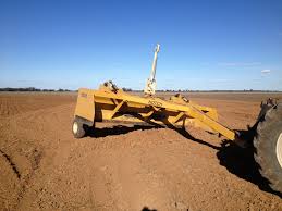 Notch Box Blade paddock work
